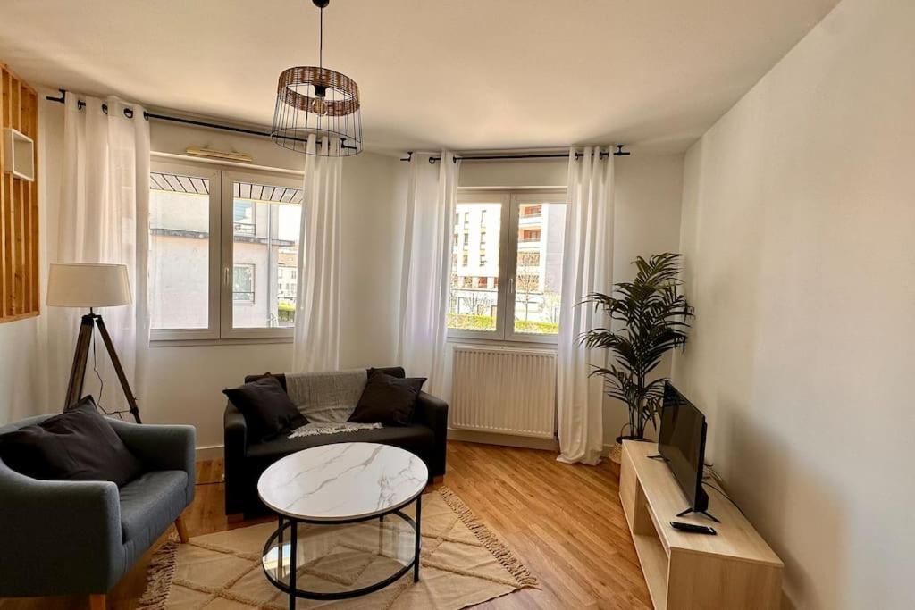 Villeurbanne • T2 Fraternite • Hostisy Exterior photo